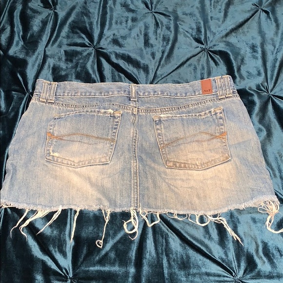 A & F Jean mini skirt - Picture 2 of 2